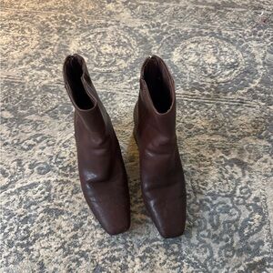 Elegant Brown Women's Ankle Boots